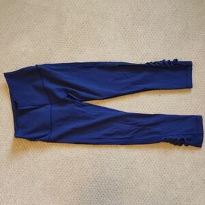 Blue Lululemon Leggings with Side Detail Size 6